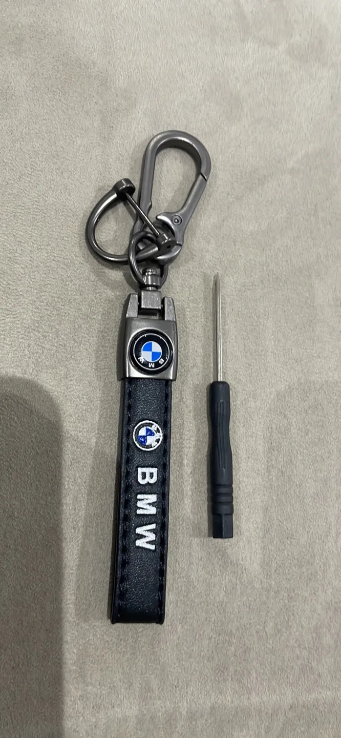 BMW Keychain x2 image indicator(2)
