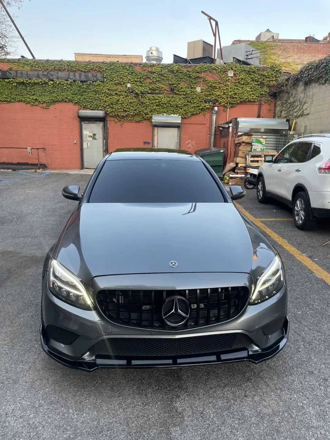 Mercedes Benz C-Class Sedan 2019 thumbnail