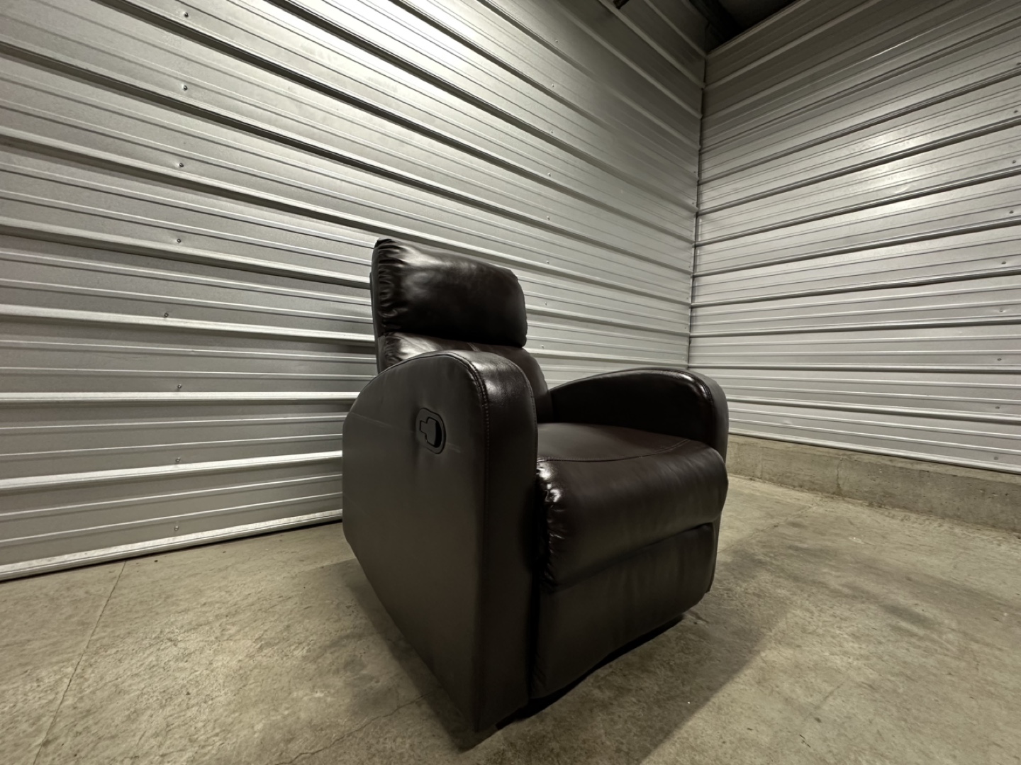 Leather Recliner - photo 3