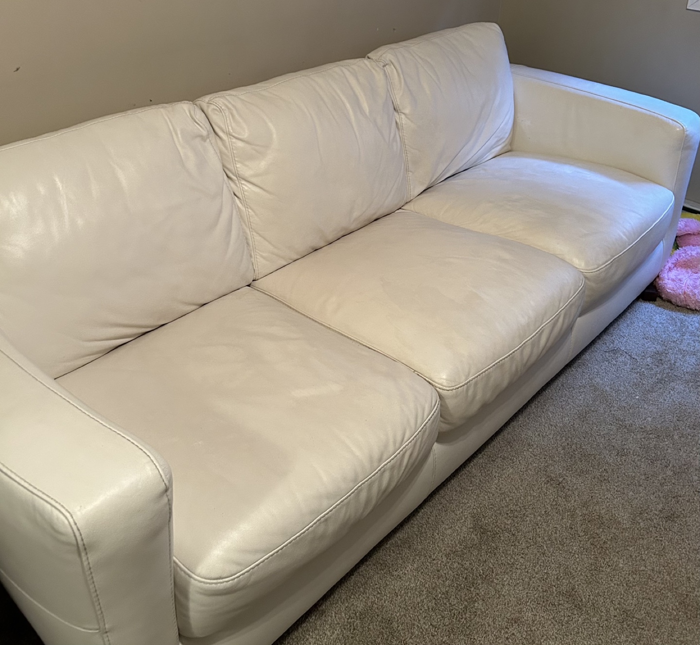 White Leather Sofa in very good condition - photo 2