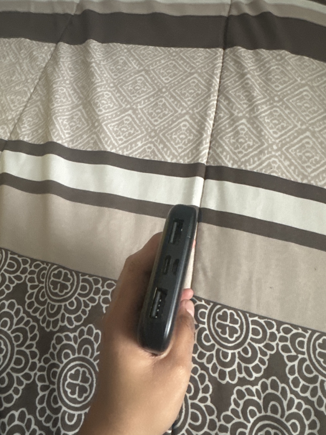 Portable Charger - photo 2