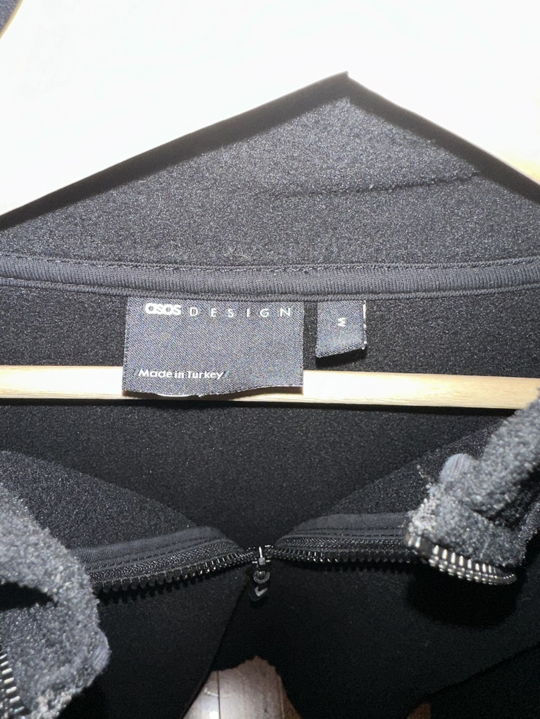 ASOS DESIGN Black Fleece Zip Up - photo 3