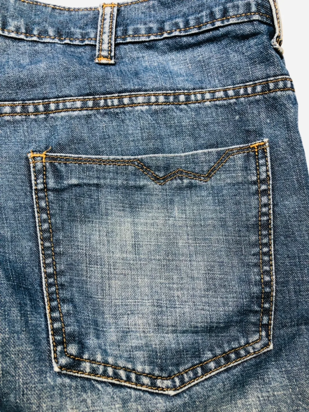 Wrangler Red Vintage Straight Jeans image indicator(6)