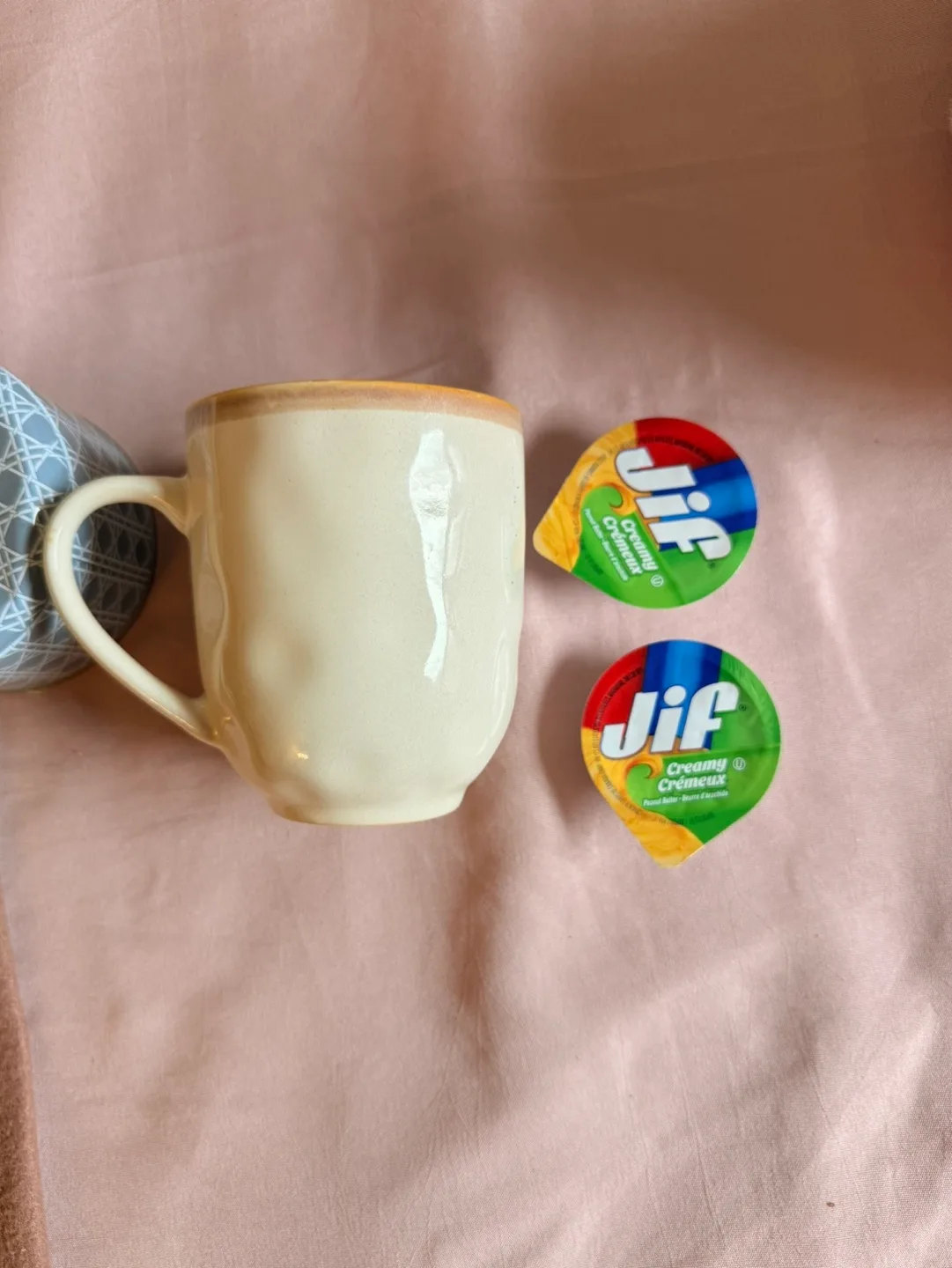 Creamy White Mug thumbnail