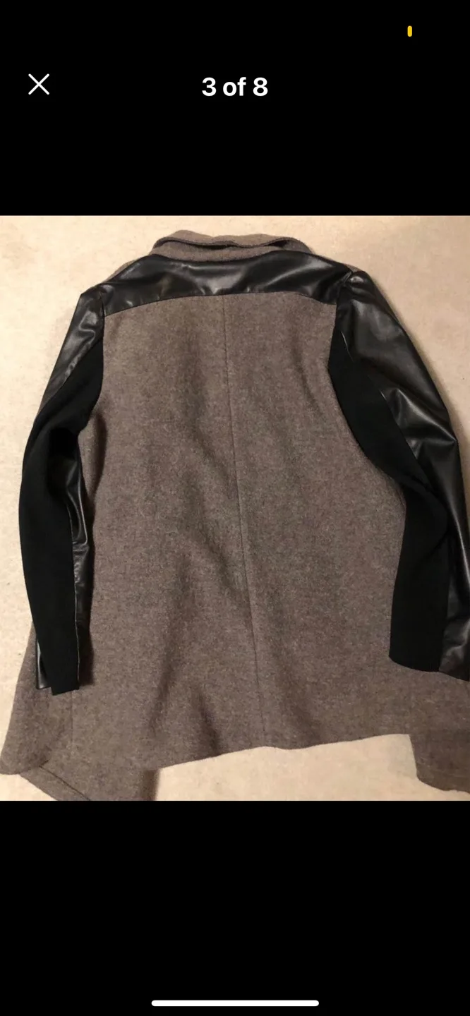 NEW-Danier Women's Coat with Leather Sleeves image indicator(2)