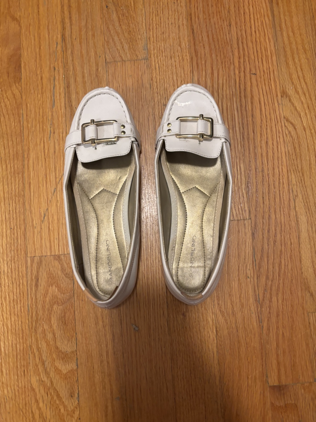 White Leather Bandolino Loafers