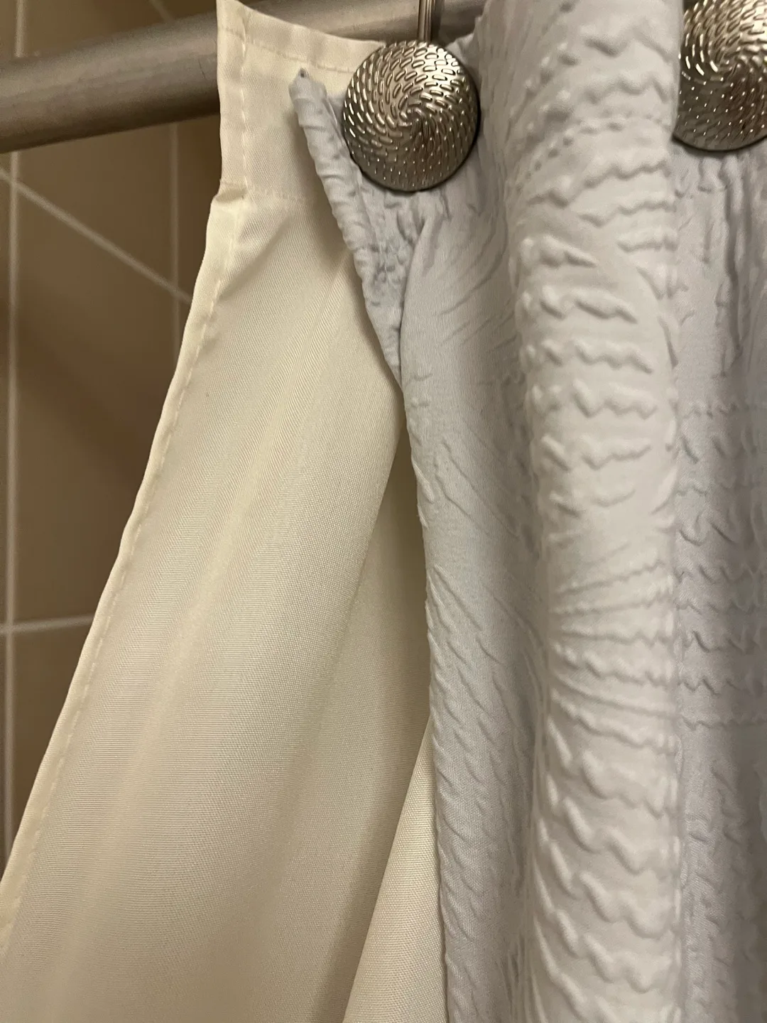 DKNY Shower Curtain with hooks and rod image indicator(3)