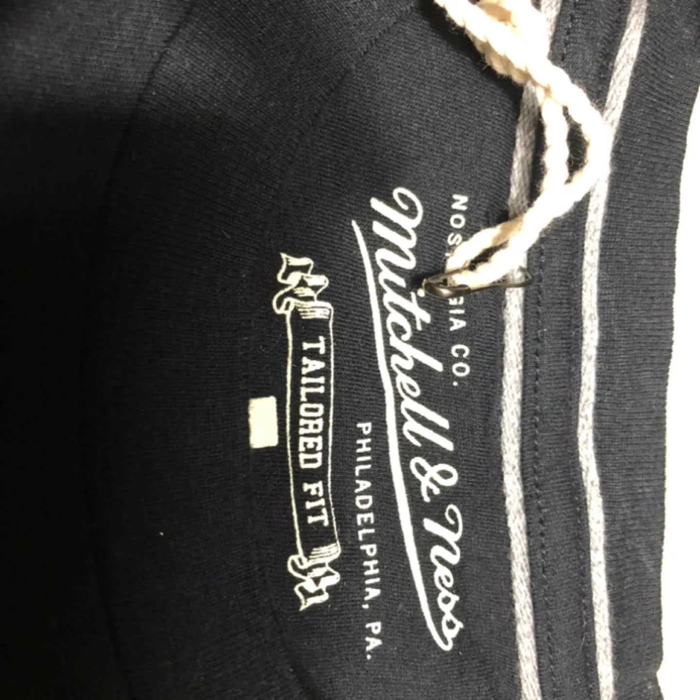 Mitchell & Ness Philadelphia Flyers Green Logo T-Shirt image indicator(3)