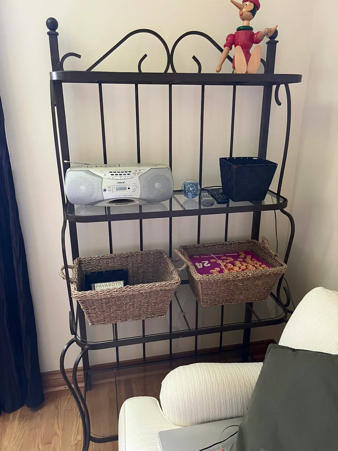 Brown wrought Iron Bakers Rack image indicator(6)