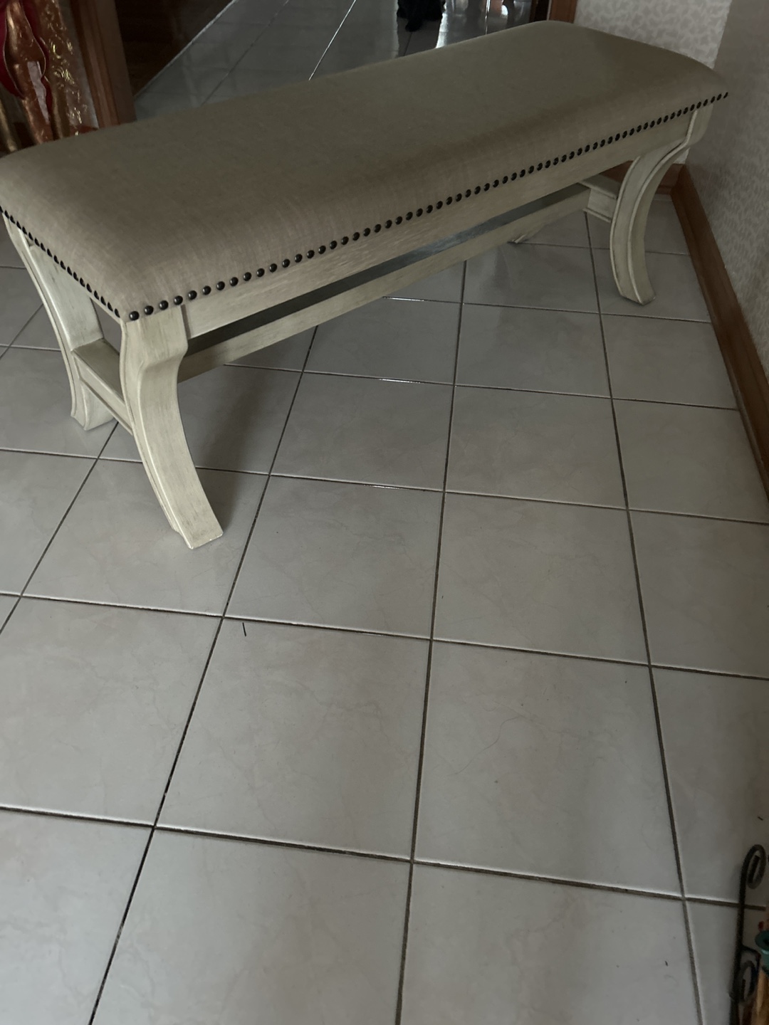 Cream Upholstered Bench - photo 3
