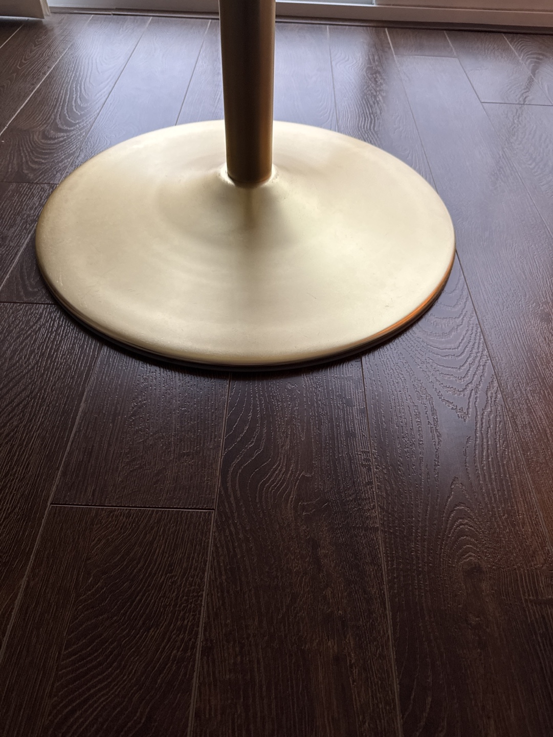 Round White Dining Table with Gold Base - photo 5