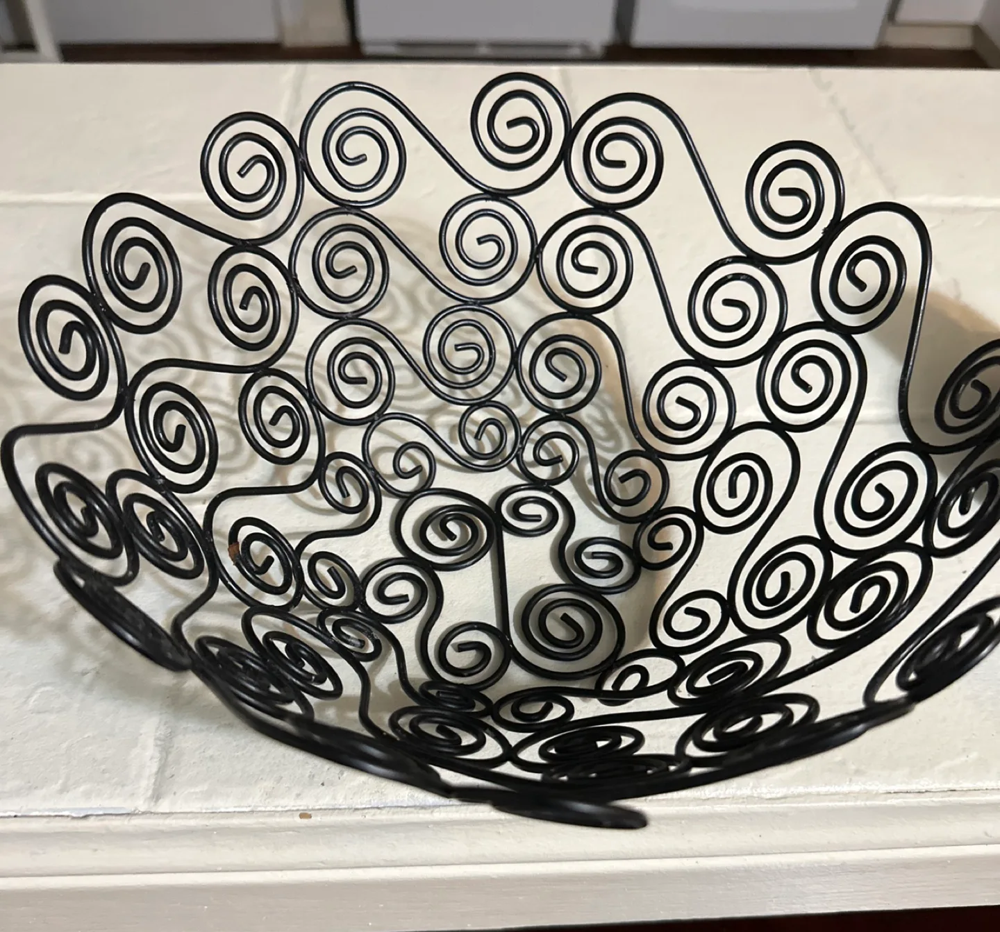 Fake Fruits and Wire Bowl image indicator(3)