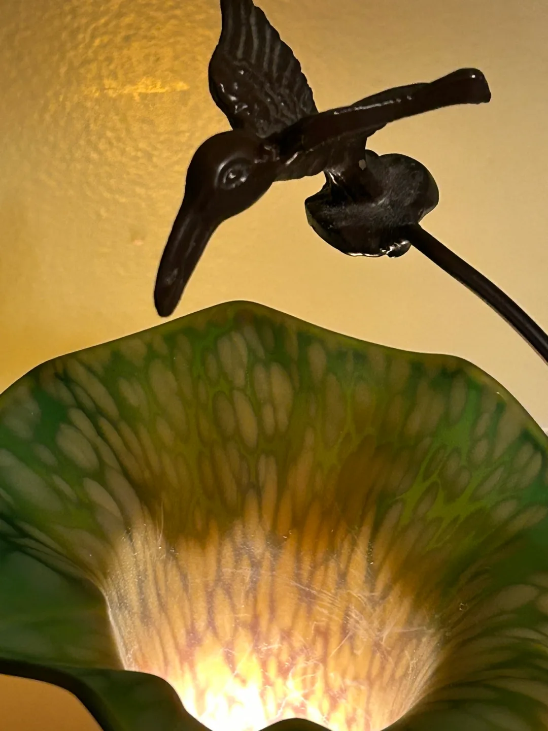 Tiffany Style Tulip Glass Lamp Shade With Humming Bird image indicator(8)