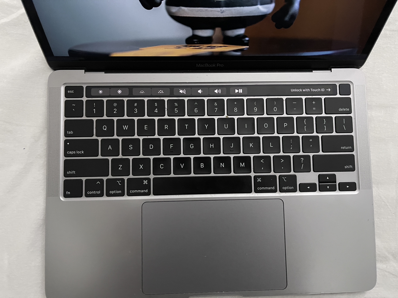 Macbook Pro 2020 - photo 2