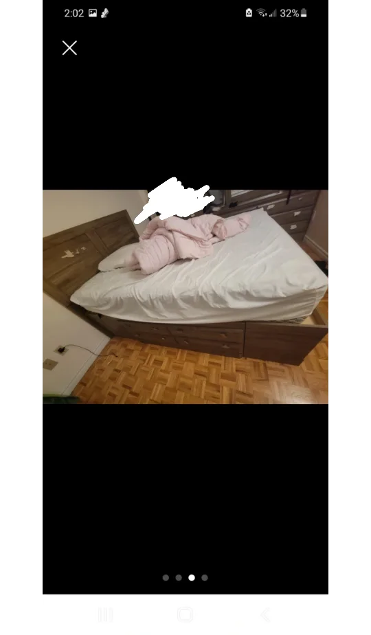 Queen size Bedroom Set image indicator(2)