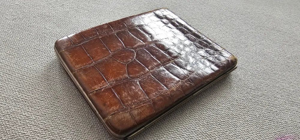 Vintage Crocodile Leather Card/ Cigarette Case image indicator(2)