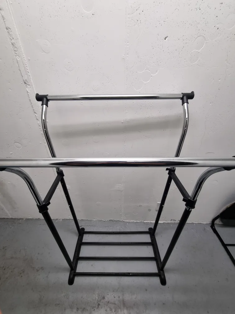 clothing Rack image indicator(2)