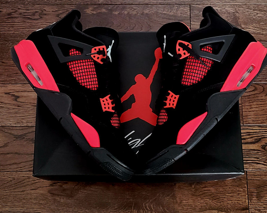 Jordan Retro 4 Red Thunder shoe Basketball Shoes