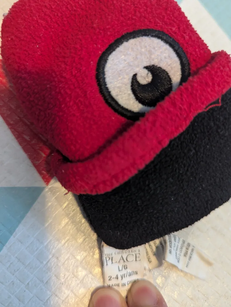 #ThriftyPicks The Children's Place Red Fleece Mittens image indicator(3)