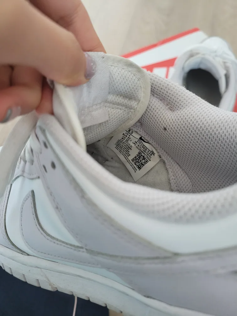 Nike Dunk Low Venice Women's image indicator(7)