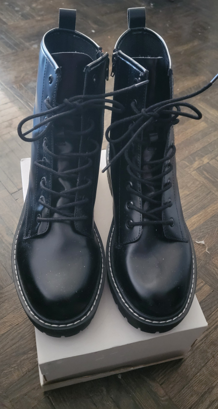 EVANS black leather combat boots