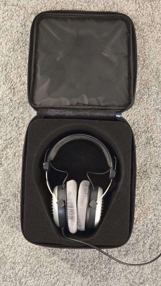 Beyerdynamic DT 990 32 ohm Headphones