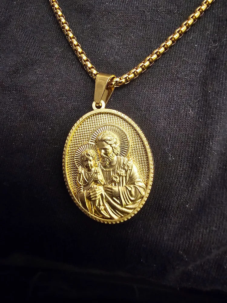 Gold filled Chain Necklace with Religious Pendant image indicator(2)