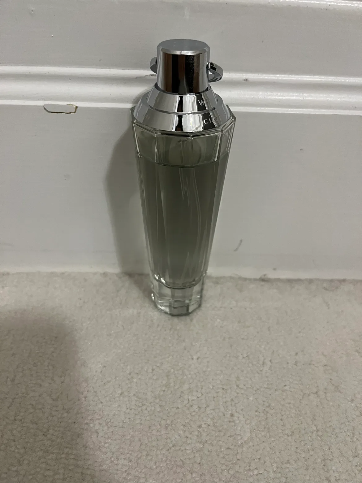 75 ml Wish by Chopard EDT- sprayed only 2-3 times image indicator(3)