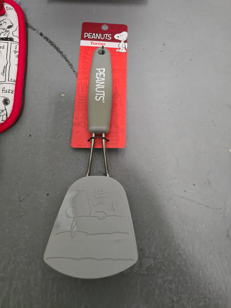 Peanuts Home Set Brand New image indicator(5)