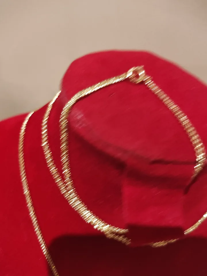 Gold Snake Chain Necklace image indicator(6)