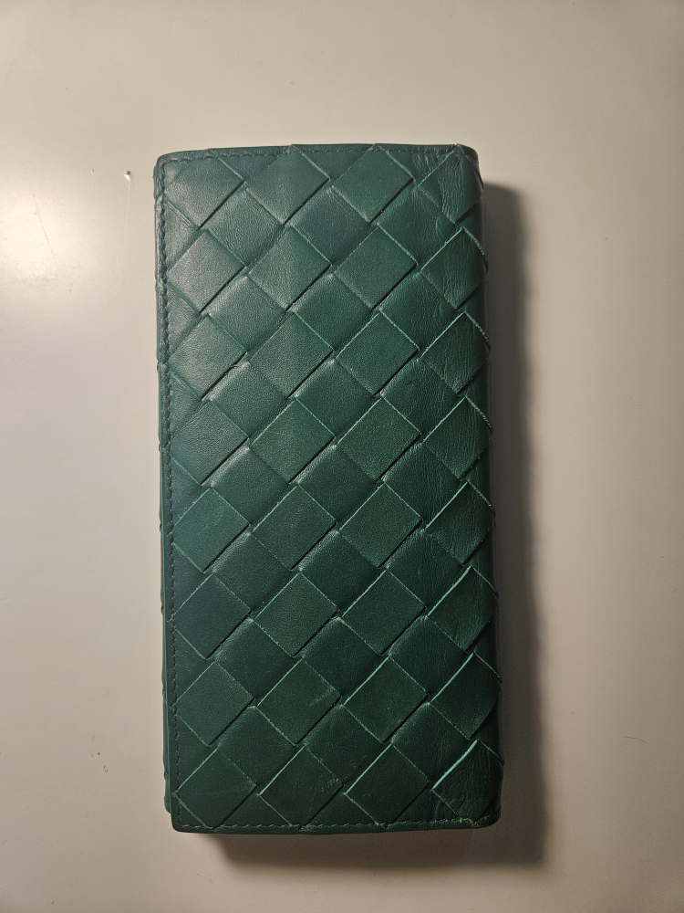 Bottega Veneta Green Intrecciato Leather Wallet