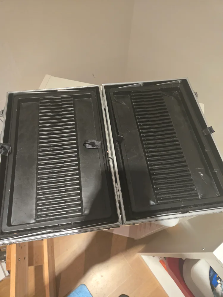 Art supply case image indicator(3)