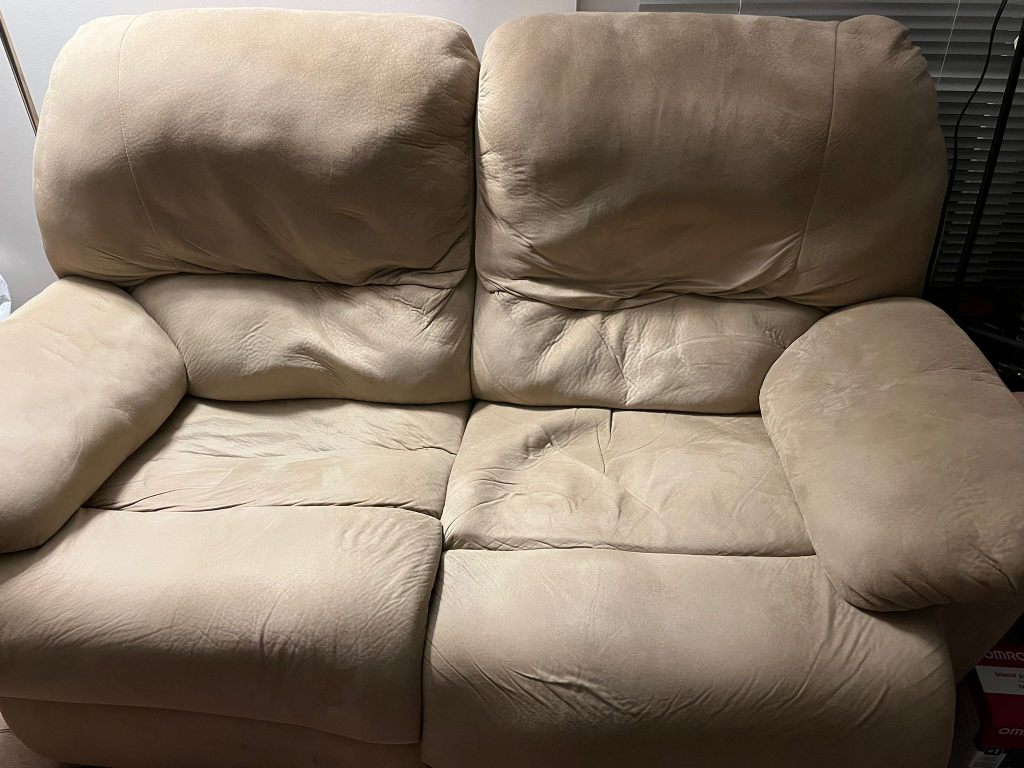 Recliner Love Seat - photo 4