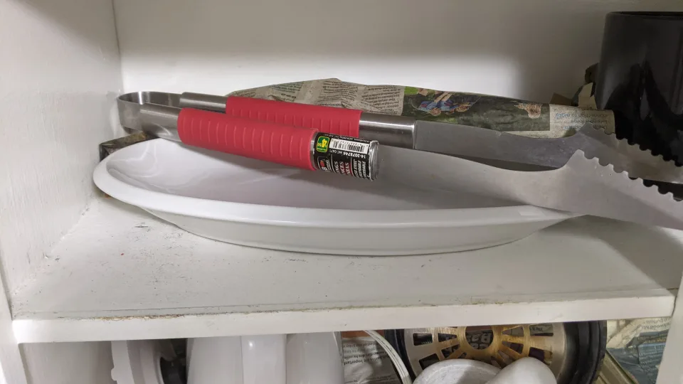 Set of 4 trivets, kettle, serving plate, etc image indicator(5)