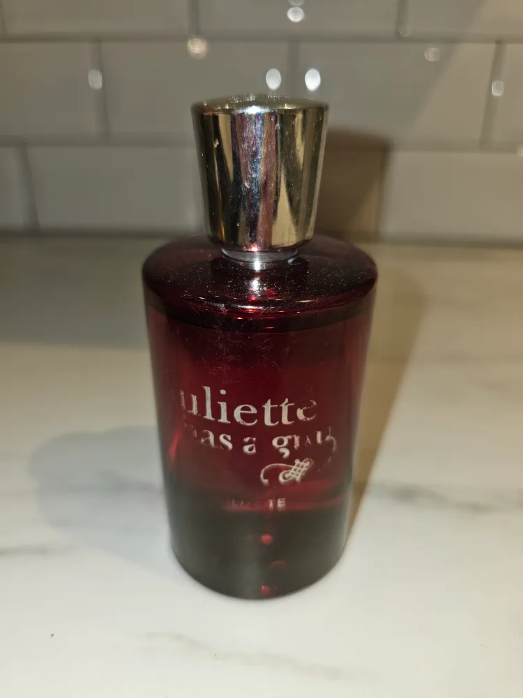 Juliette has a gun Lipstick fever image indicator(2)