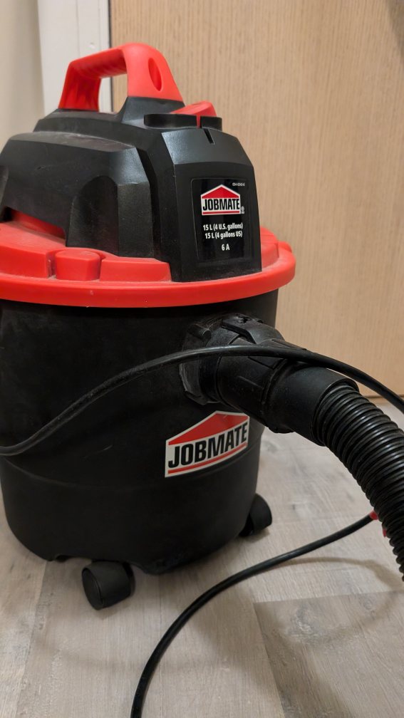 vaccum cleaner+ accessories