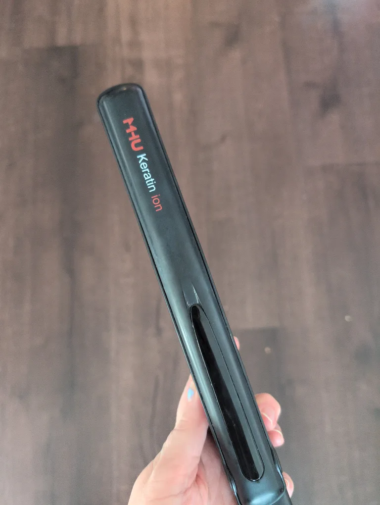 MHU Keratin Ion Hair Straightener thumbnail