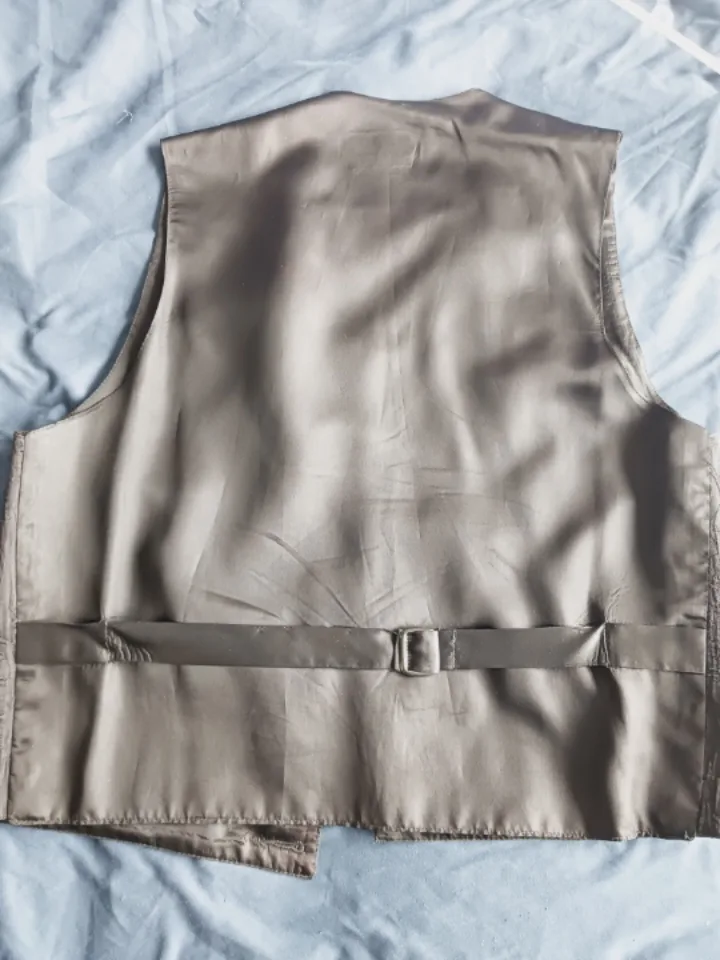 Le Chateau Men's Black Vest image indicator(4)