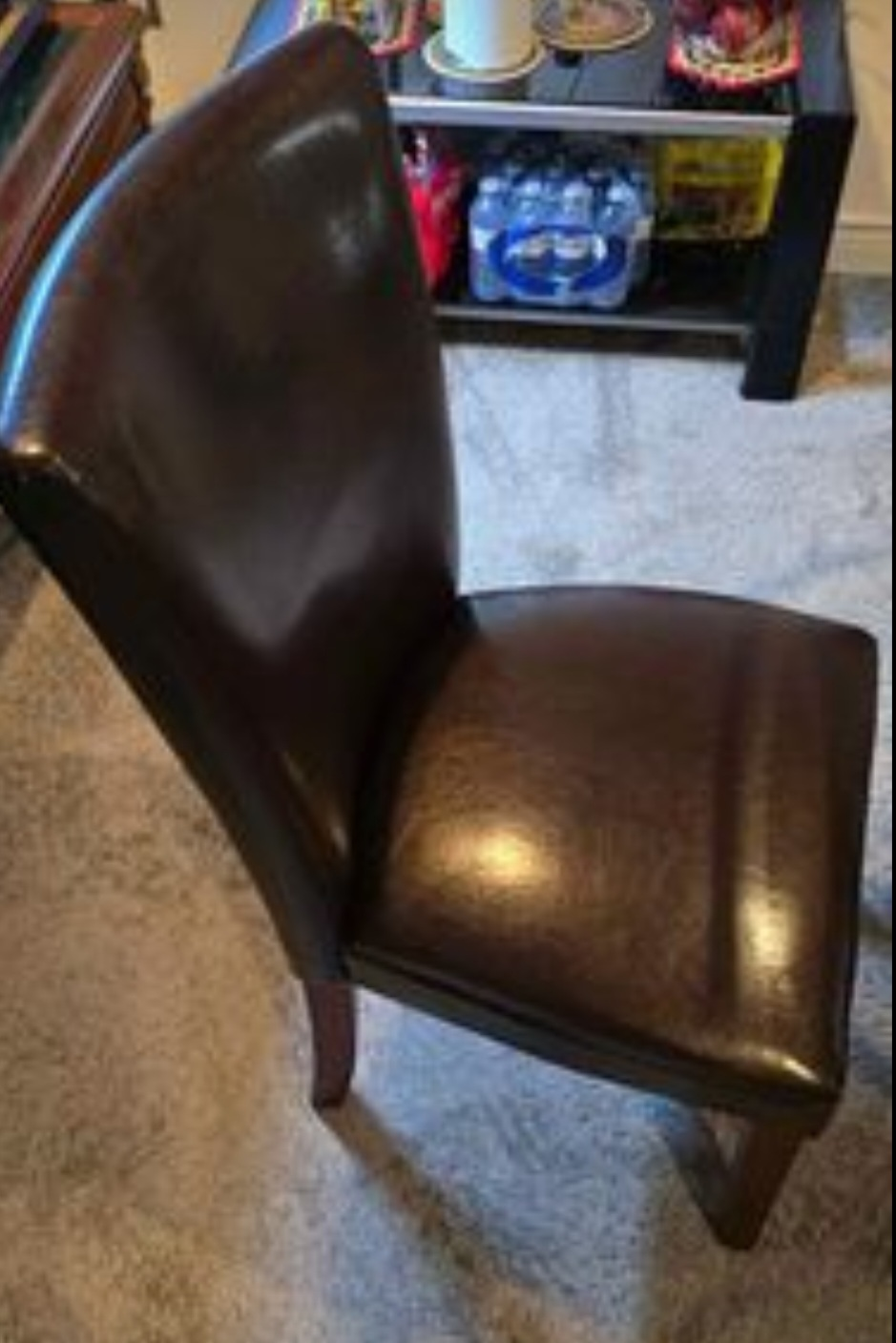Round Table 4 Brown Leather Chairs - photo 3