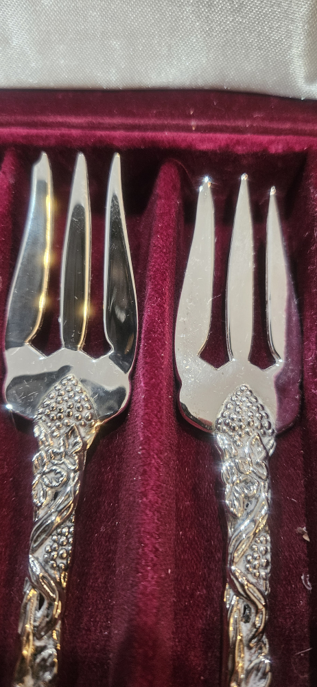 silver plate cocktail forks set of 6, by Neiman Marcus - photo 3