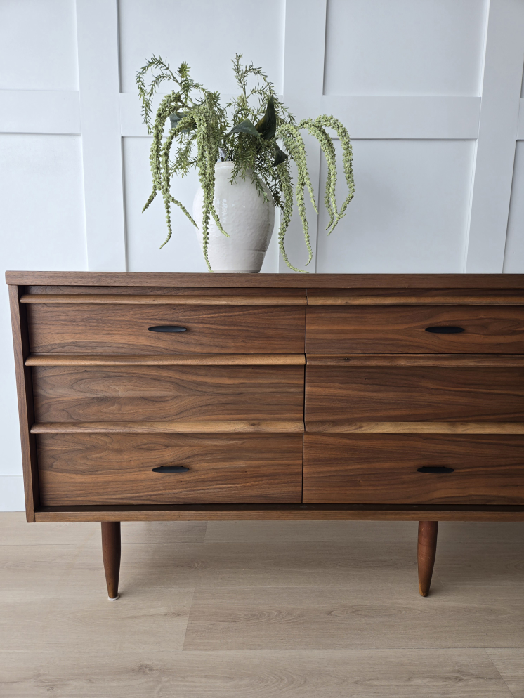 Walnut MCM Triple Dresser - photo 4