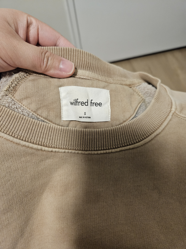 Wilfred Free Tan Crewneck Sweatshirt #freecycle - photo 2