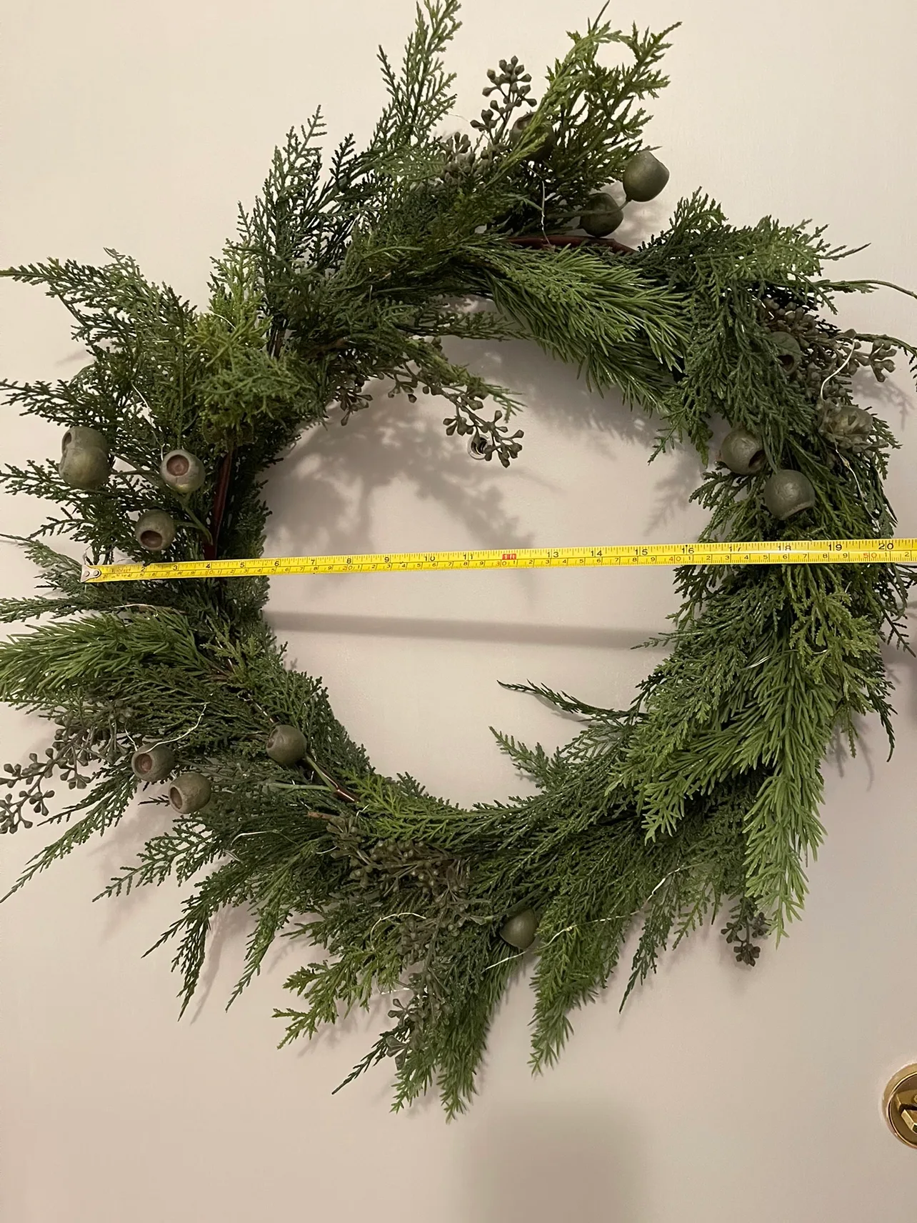 Fancy Greens Christmas Wreath #ThriftyPicks image indicator(3)