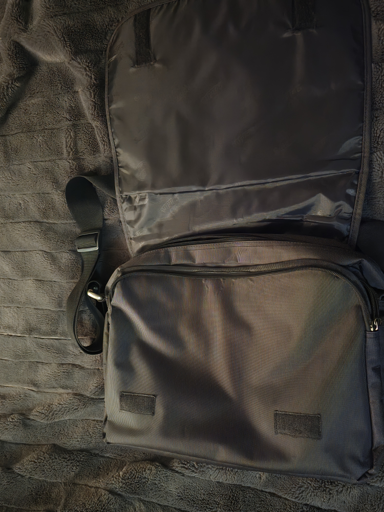 Black Messenger Bag - photo 2