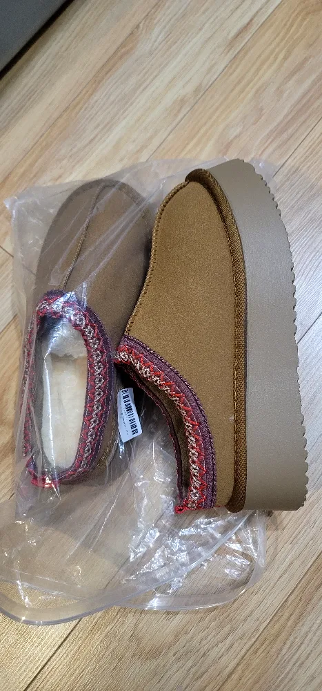 Women's Suede Slippers image indicator(8)