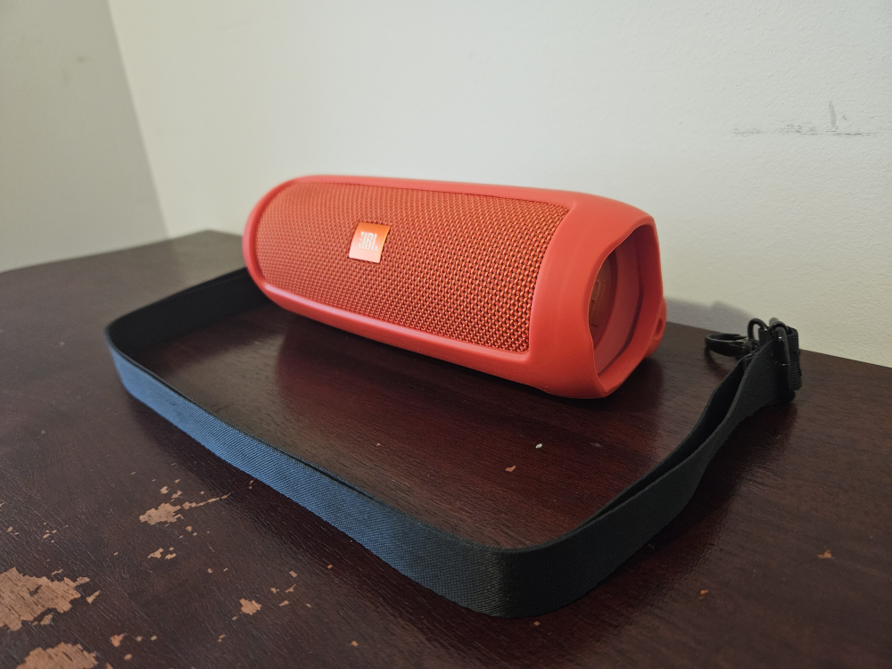 JBL Flip 5 Portable Bluetooth Speaker (red) - photo 3