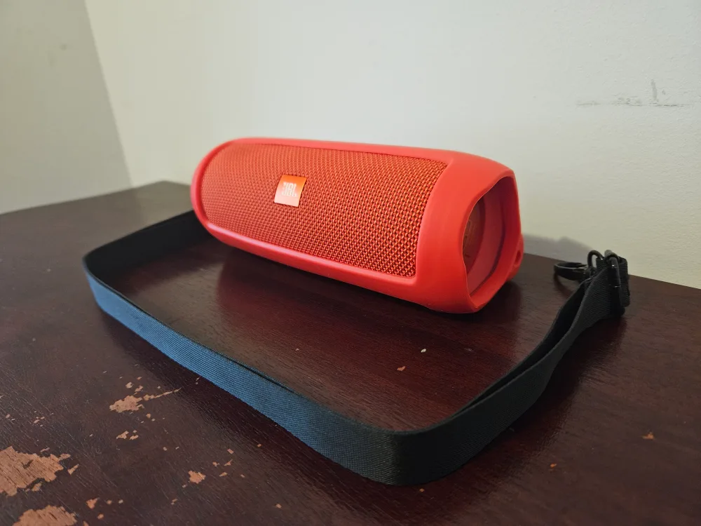 JBL Flip 5 Portable Bluetooth Speaker (red) image indicator(3)