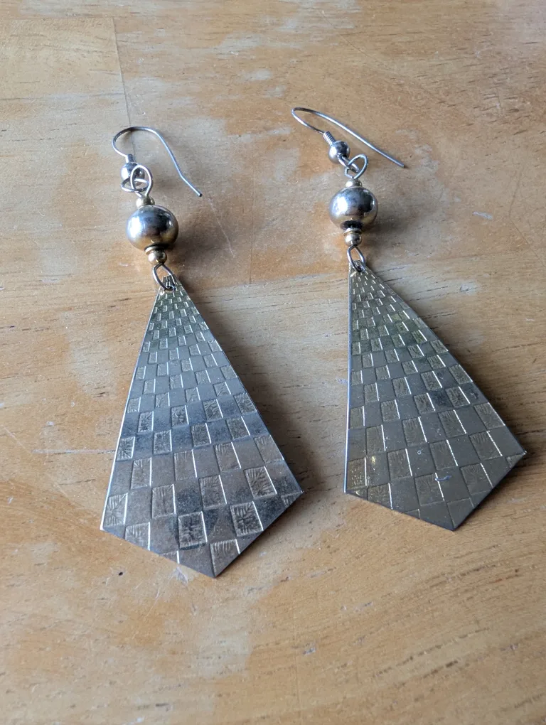 Vintage Silver Tone Geometric Earrings image indicator(4)