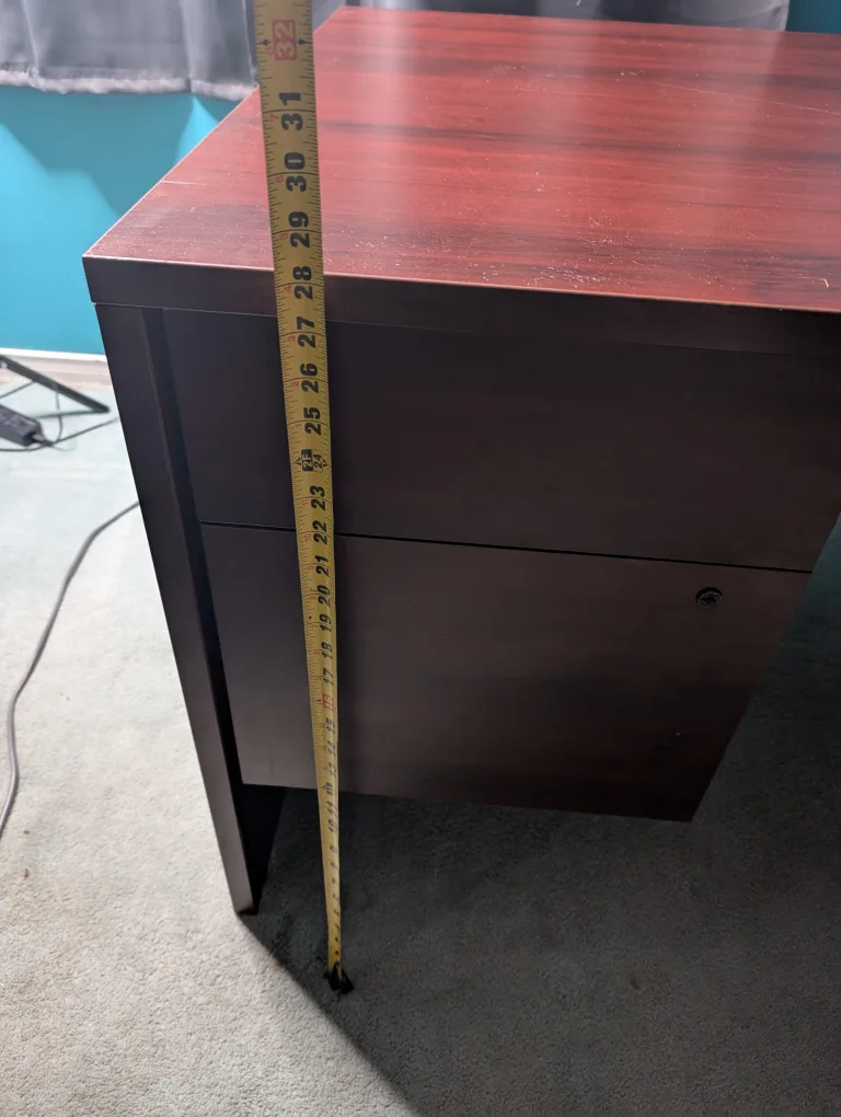 Large Brown Desk with 4Drawers image indicator(7)