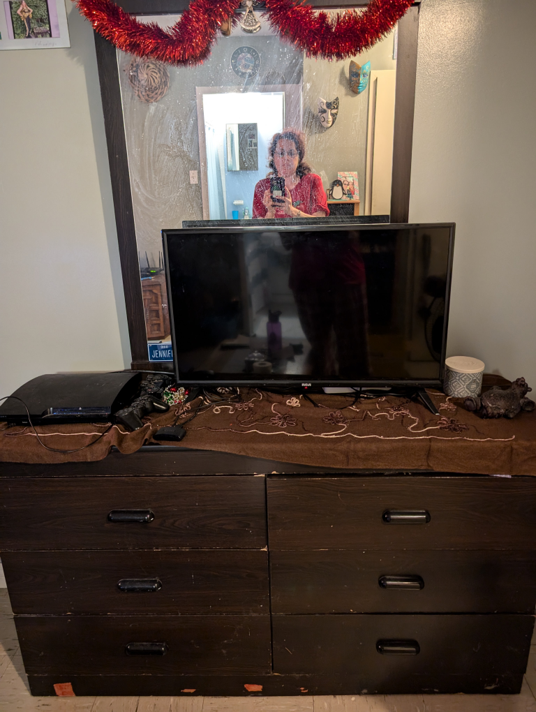 Black Dresser with 6 Drawers